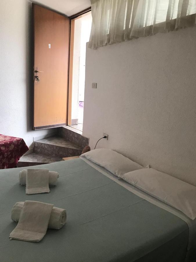 Hotel Carillon Lavena Ponte Tresa Kültér fotó